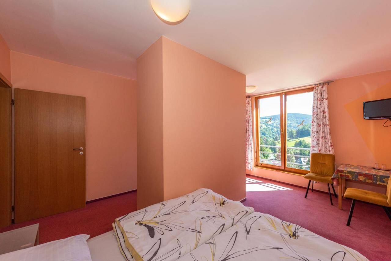 Hotel Modrin Pec pod Sněžkou Extérieur photo